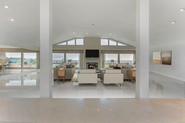 Fireplace, Interior, Living room, Recessed Lighting