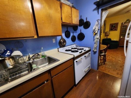 Interior, Kitchen, Wood Texture Flooring