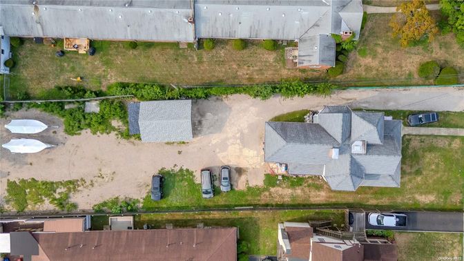 Exterior, Drone