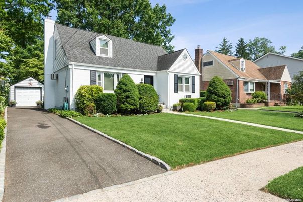 Detached Garage, Exterior, Facade, Cape Cod
