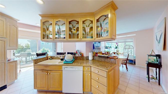 Dining room, Interior, Kitchen, Recessed Lighting