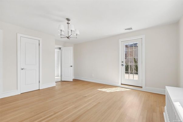 Chandelier, Empty room, Interior, Wood Texture Flooring