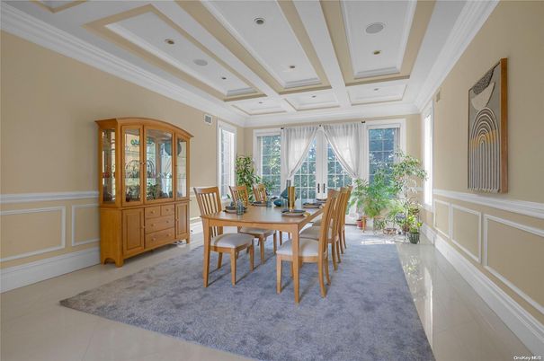 Dining room, Interior, Recessed Lighting