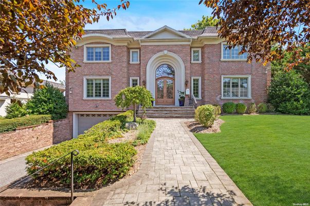 Exterior, Facade, Brick Facade, French Provincial