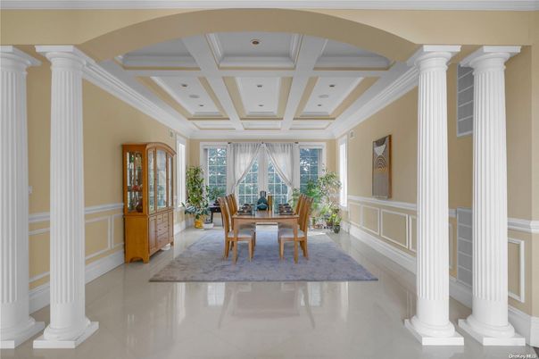 Dining room, Interior, Recessed Lighting