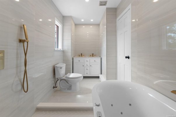 Bathroom, Free Standing Baths, Interior, Recessed Lighting
