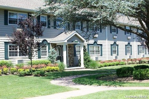 Backyard, Exterior, Facade, Georgian