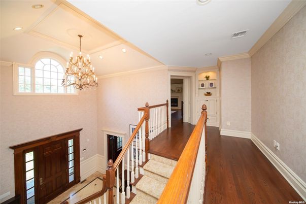 Chandelier, Interior, Recessed Lighting, Wood Texture Flooring