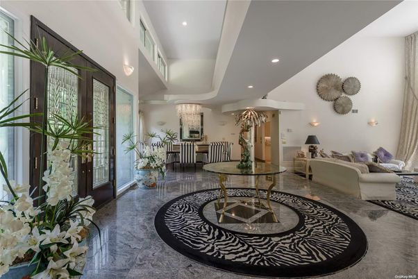 Chandelier, Dining room, Interior, Living room, Recessed Lighting