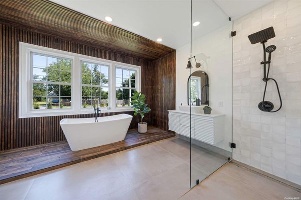 Bathroom, Free Standing Baths, Glass Shower, Interior, Recessed Lighting