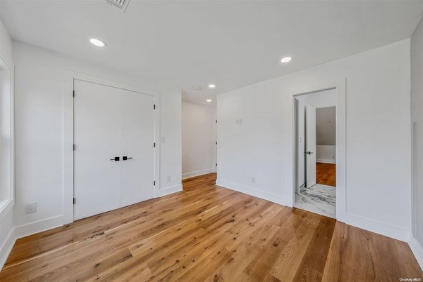 Empty room, Interior, Marble, Recessed Lighting, Wood Texture Flooring