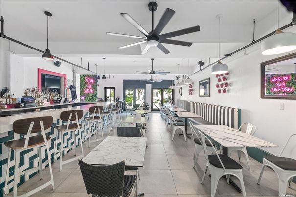 Dining room, Interior, Pendant Lights