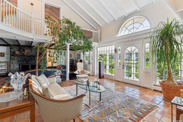 Fireplace, Interior, Living room