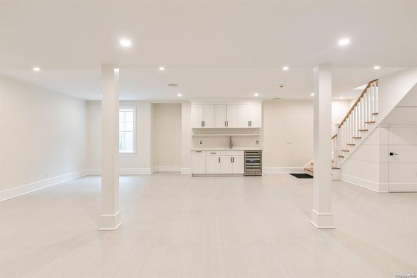 Empty room, Interior, Kitchen, Recessed Lighting