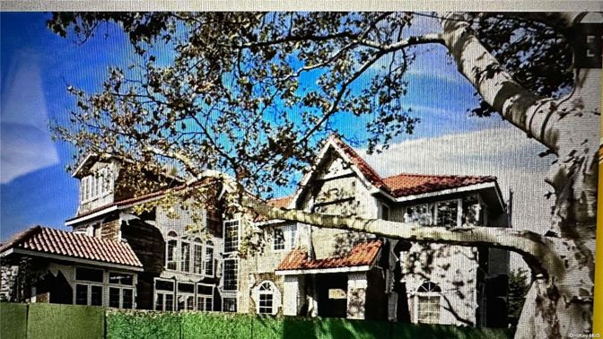 Exterior, Facade, Tudor Revival