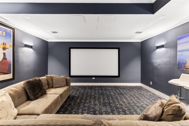 Interior, Projection Screen, Recessed Lighting, Theatre Room