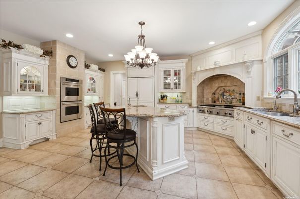 Chandelier, Interior, Kitchen, Recessed Lighting, Stainless Steel Appliances