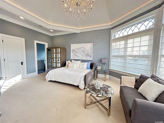 Bedroom, Chandelier, Interior, Recessed Lighting