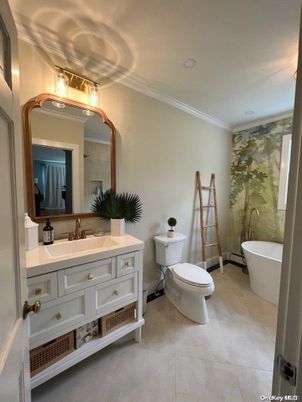 Bathroom, Free Standing Baths, Interior, Recessed Lighting