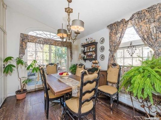 Chandelier, Dining room, Interior, Wood Texture Flooring