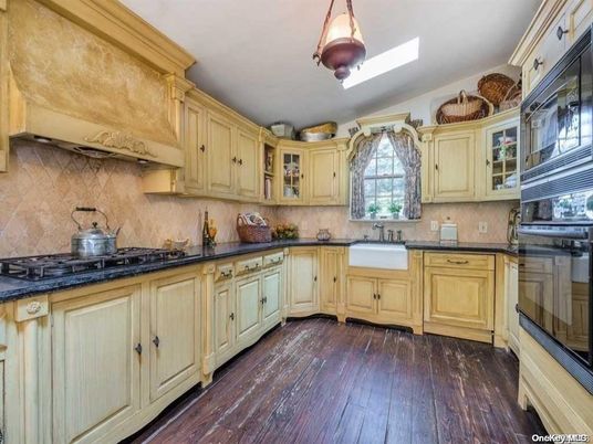 Interior, Kitchen, Wood Texture Flooring