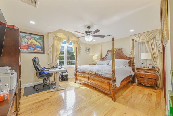 Bedroom, Home Office, Interior, Recessed Lighting, Wood Texture Flooring