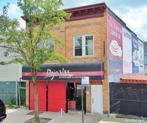 Exterior, Facade, Brick Facade, None