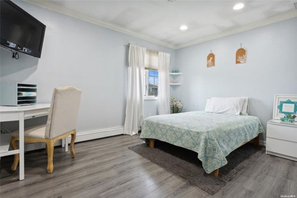Bedroom, Home Office, Interior, Recessed Lighting, Wood Texture Flooring