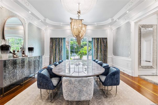 Chandelier, Dining room, Interior, Recessed Lighting, Wood Texture Flooring