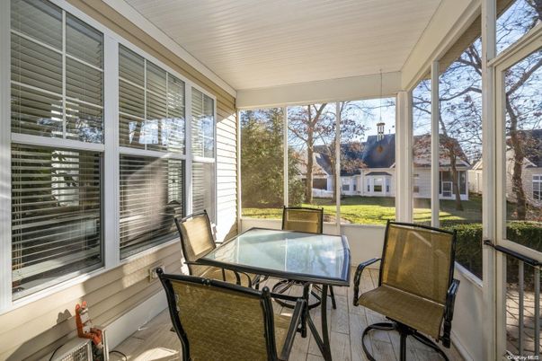 Dining room, Interior, Sun Room