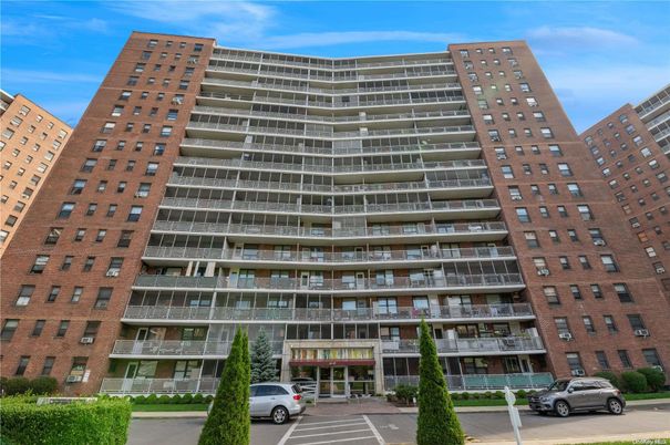 Exterior, Facade, Condo Building