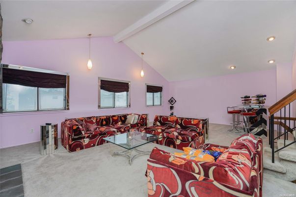 Interior, Living room, Pendant Lights, Recessed Lighting