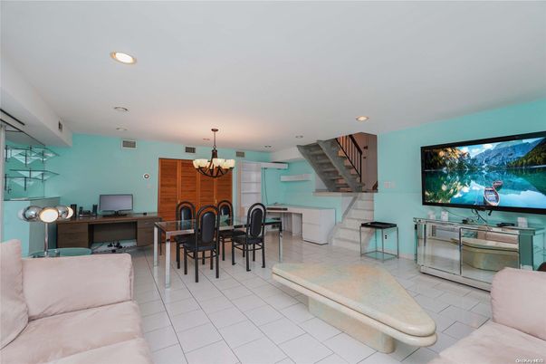 Chandelier, Dining room, Interior, Recessed Lighting