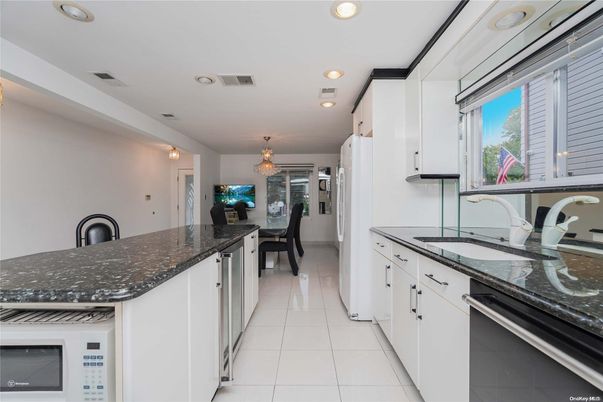 Chandelier, Dining room, Interior, Kitchen, Recessed Lighting