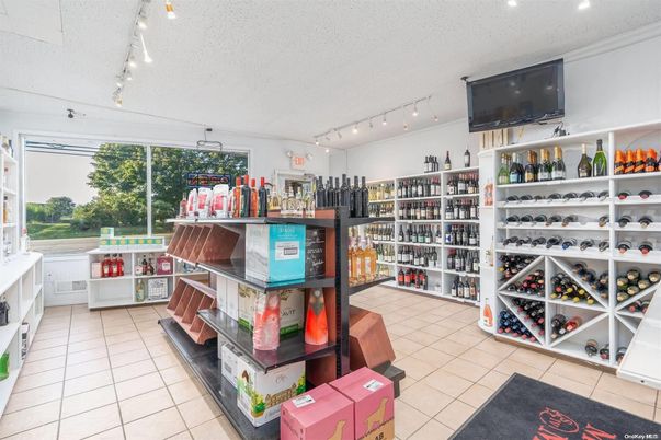 Interior, Wine Storage