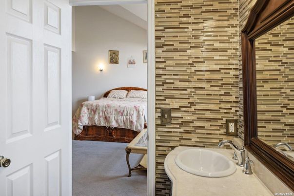 Bathroom, Bedroom, Interior