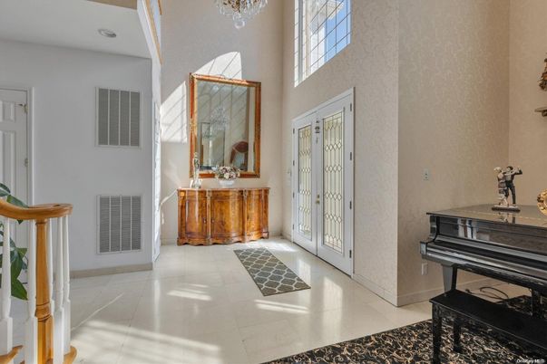 Interior, Piano, Recessed Lighting