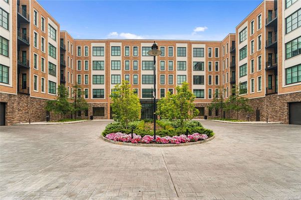 Exterior, Facade, Condo Building