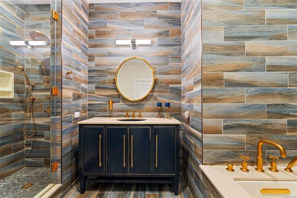 Bathroom, Glass Shower, Interior