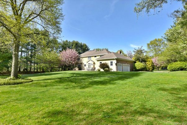 Backyard, Detached Garage, Exterior