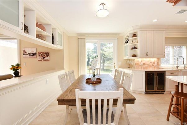 Dining room, Interior, Kitchen, Recessed Lighting