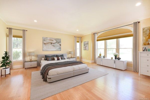 Bedroom, Interior, Recessed Lighting, Wood Texture Flooring