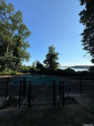 Exterior, Water