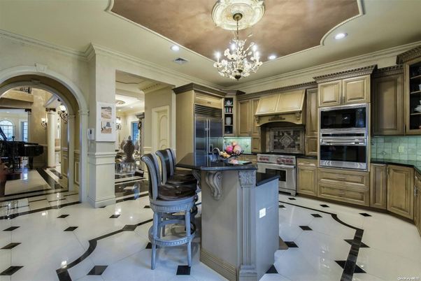Chandelier, Interior, Kitchen, Recessed Lighting, Stainless Steel Appliances
