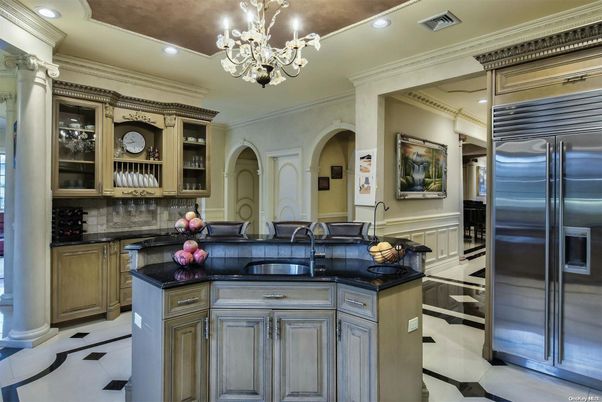 Chandelier, Interior, Kitchen, Recessed Lighting, Stainless Steel Appliances