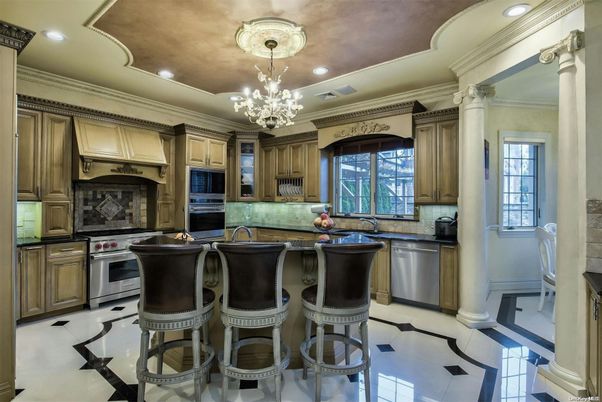 Chandelier, Interior, Kitchen, Recessed Lighting, Stainless Steel Appliances