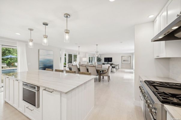 Dining room, Interior, Kitchen, Living room, Pendant Lights, Recessed Lighting, Stainless Steel Appliances, Wood Texture Flooring