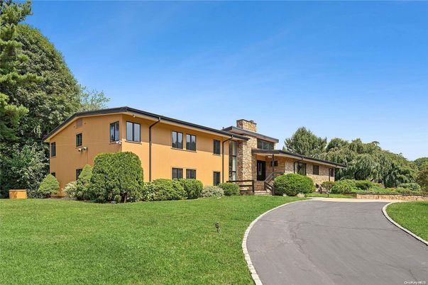 Backyard, Exterior, Facade, French Provincial