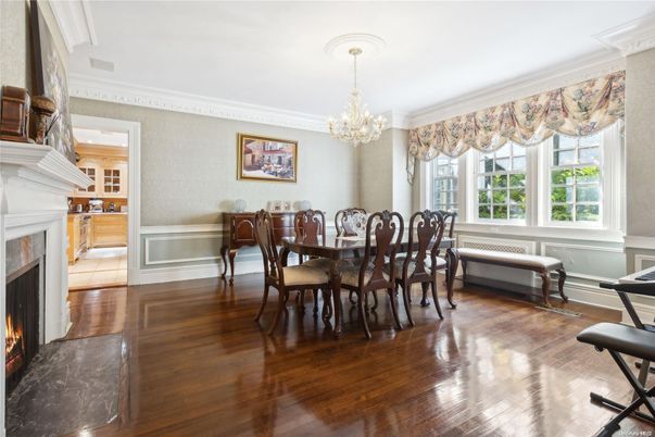 Chandelier, Dining room, Fireplace, Interior, Wood Texture Flooring