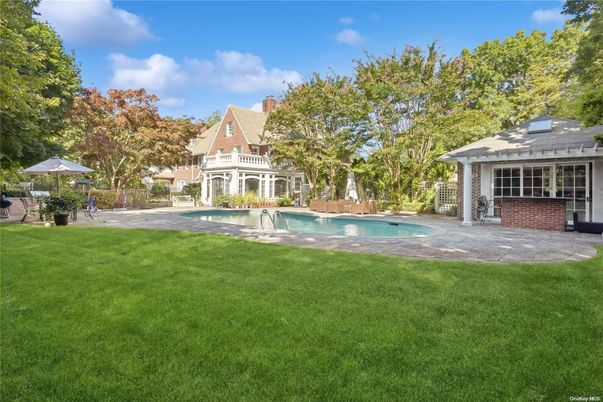 Backyard, Exterior, Pool